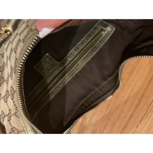 GUCCI Vintage Monogram GG Horsebit Chain Metallic Hobo Bag - Picture 7 of 11